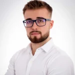 Gracjan K., specjalista ds. zdrowia fizycznego